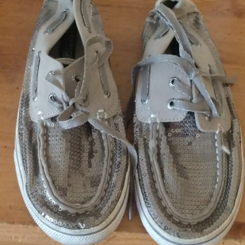 Youth Sperry's shoes